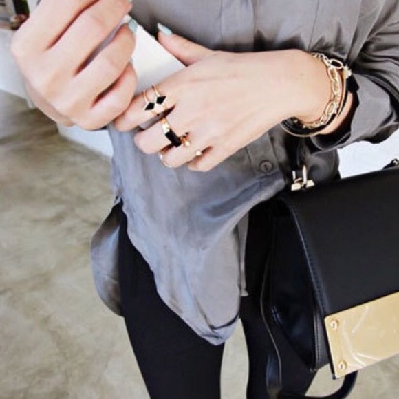 💎2 for $15💎 Last 5 Ring Set Gold Black Geometric - Picture 2 of 4